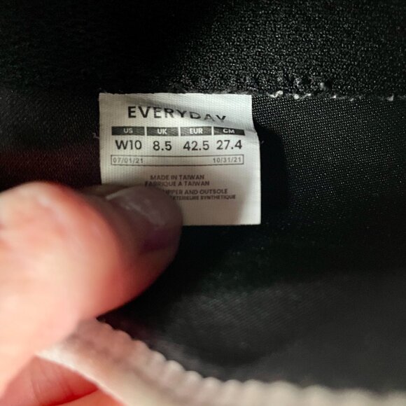 Vessi Everyday Classic 100% Waterproof Lace-Up Sneakers, Pearl White, Size 10 - Picture 10 of 10